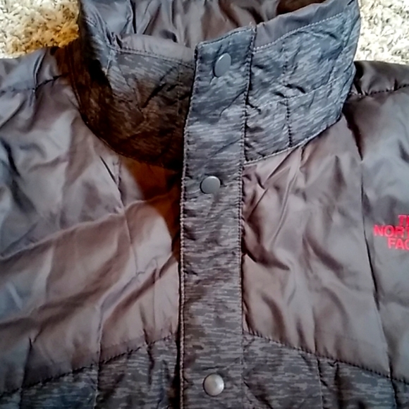 The North Face Thermoball shirt jacket - Picture 3 of 9
